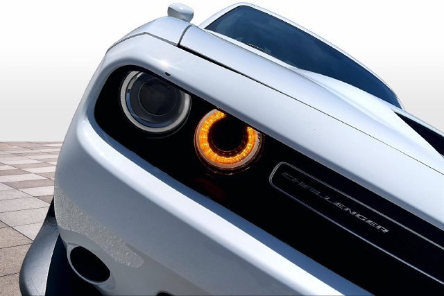 Used 2023 Dodge Challenger R/T RWD image 31