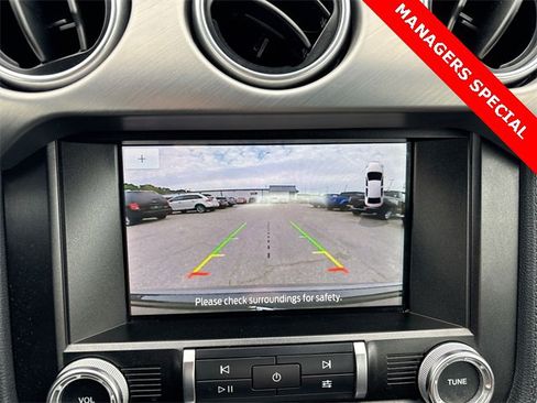Used 2022 Ford Mustang Premium image 25