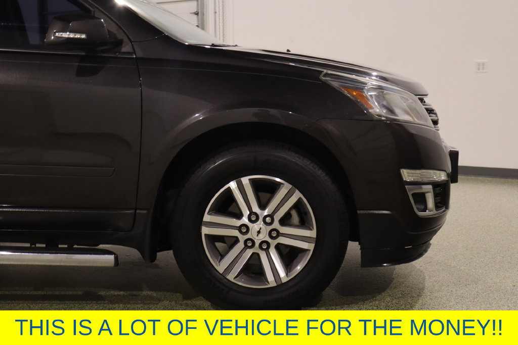 Used 2017 Chevrolet Traverse LT FWD image 12