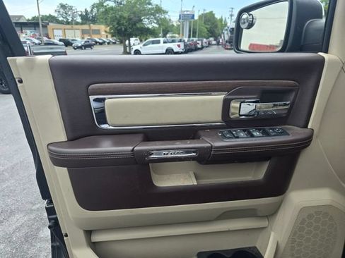Used 2016 RAM 1500 Laramie w/ Convenience Group AWD/4WD image 6