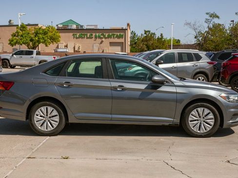 Used 2019 Volkswagen Jetta S FWD image 4