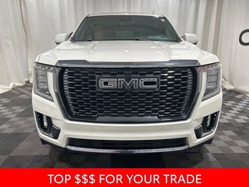 Used 2023 GMC Yukon Denali Ultimate image 2