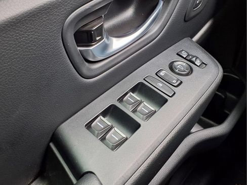 Certified 2025 Honda Pilot TrailSport image 19