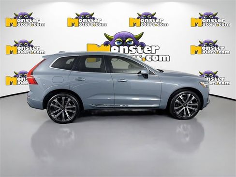 Used 2023 Volvo XC60 B5 Ultimate w/ Protection Package image 4