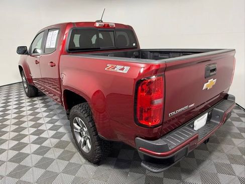 Used 2019 Chevrolet Colorado Z71 AWD/4WD image 4