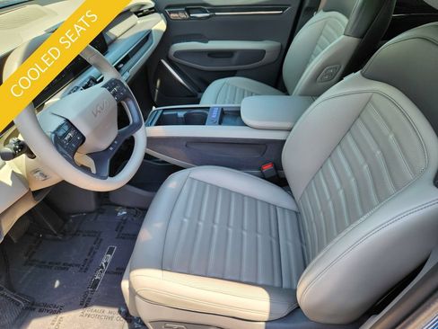 Certified 2024 Kia EV9 Land AWD/4WD image 9