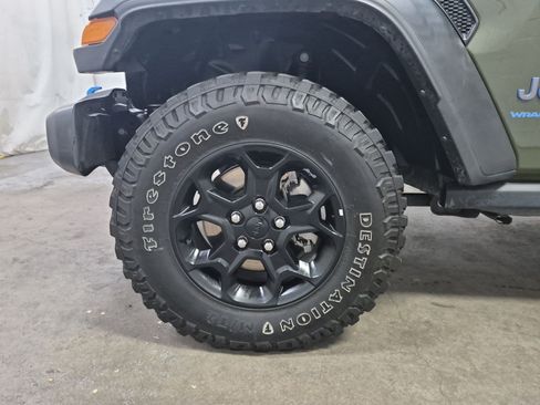 Used 2023 Jeep Wrangler Unlimited AWD/4WD image 14