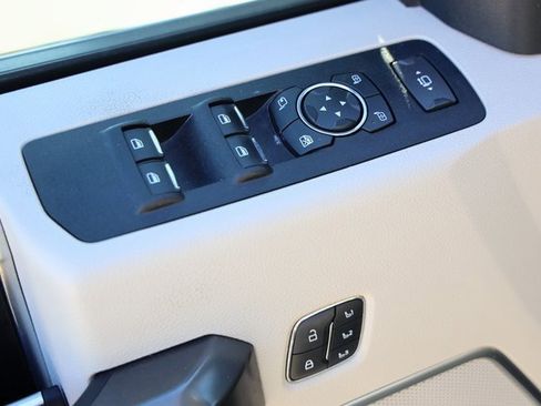 Used 2021 Ford F350 Limited w/ FX4 Off-Road Package image 17