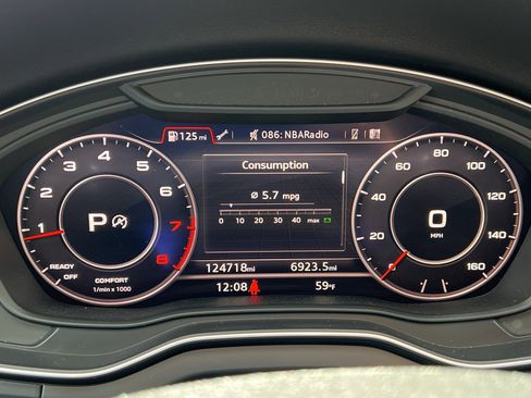 Used 2018 Audi Q5 Prestige w/ Prestige Package image 21