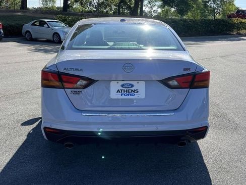 Used 2023 Nissan Altima 2.5 SR FWD image 4
