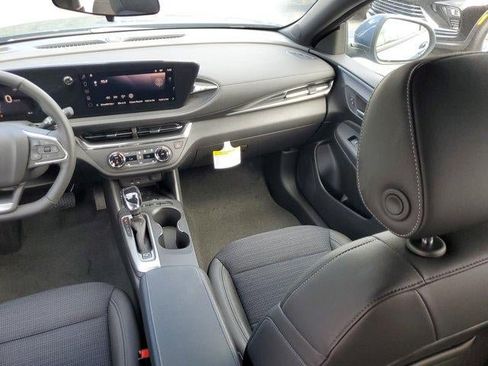 New 2026 Buick Envista Preferred w/ Convenience I Package FWD image 7