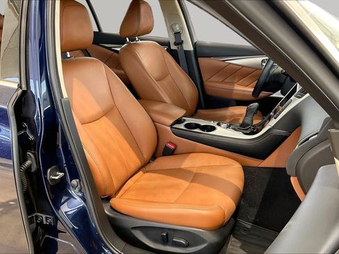 Used 2024 INFINITI Q50 Luxe w/ Cargo Package RWD image 9