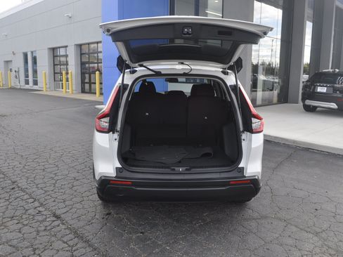 Used 2024 Honda CR-V EX image 10
