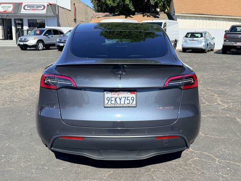 Used 2022 Tesla Model Y Performance AWD/4WD image 5