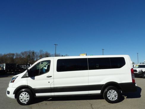 Used 2023 Ford Transit 350 XLT RWD image 59