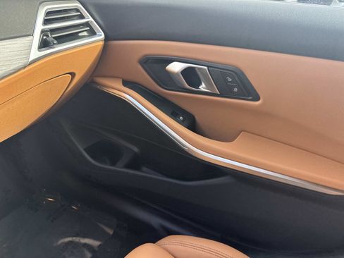 New 2026 BMW 330i Sedan w/ Convenience Package image 21