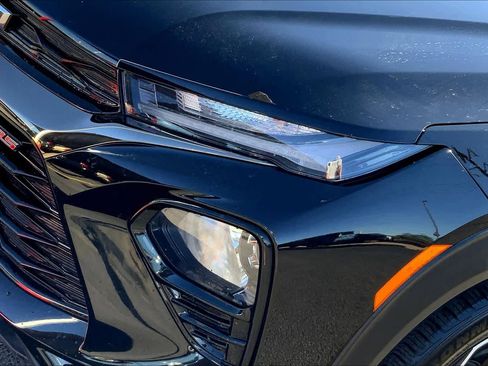 Used 2021 Chevrolet TrailBlazer RS w/ Convenience Package image 28