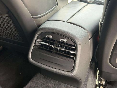 Certified 2023 Maserati Ghibli Modena Q4 AWD/4WD image 19