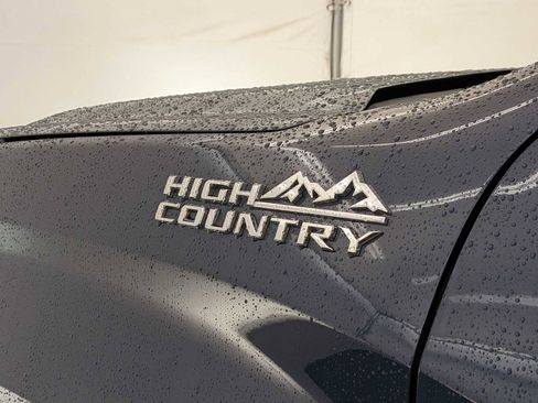 Used 2021 Chevrolet Silverado 1500 High Country w/ Safety Package II image 11