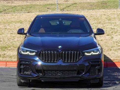 Used 2023 BMW X6 xDrive40i w/ M Sport Package image 3