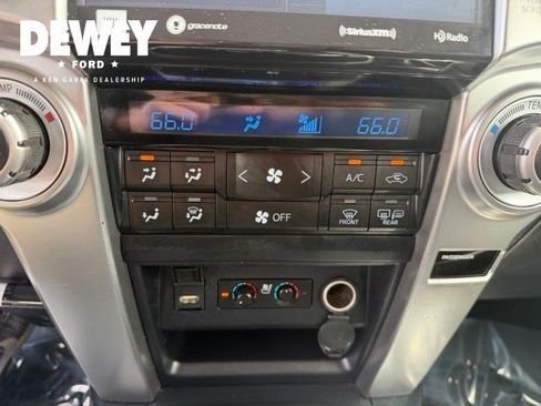 Used 2023 Toyota 4Runner Limited AWD/4WD image 23
