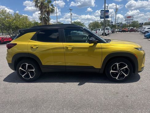 Used 2023 Chevrolet TrailBlazer RS w/ Convenience Package FWD image 4