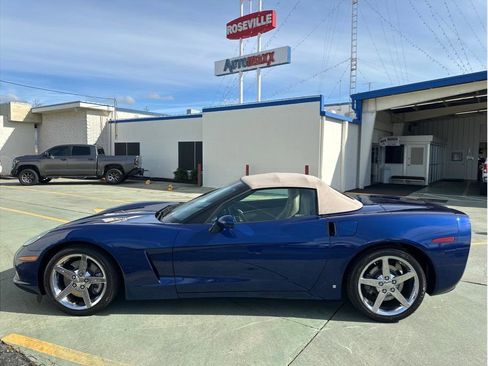 Used 2006 Chevrolet Corvette Convertible w/ Preferred Equipment Group image 11