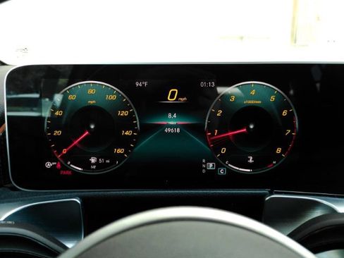Used 2021 Mercedes-Benz GLB 250 w/ Premium Package image 36