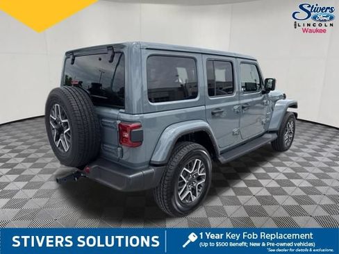 Used 2024 Jeep Wrangler Unlimited Sahara w/ Technology Group AWD/4WD image 6