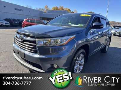 Used 2016 Toyota Highlander LE