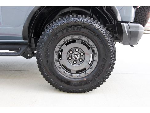 Used 2023 Ford Bronco Everglades AWD/4WD image 28