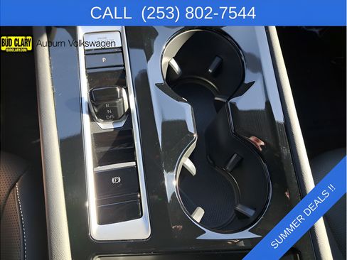 Used 2024 Volkswagen Atlas Cross Sport SEL R-Line AWD/4WD image 14