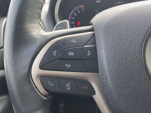 Used 2016 Jeep Grand Cherokee Laredo image 19