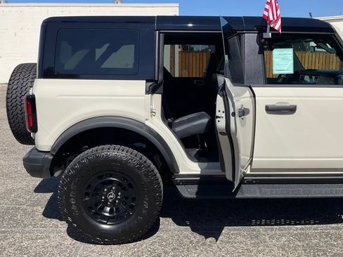New 2026 Ford Bronco Badlands w/ Sasquatch Package AWD/4WD image 30