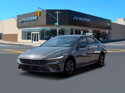 New 2026 Hyundai Elantra SEL Sport Premium