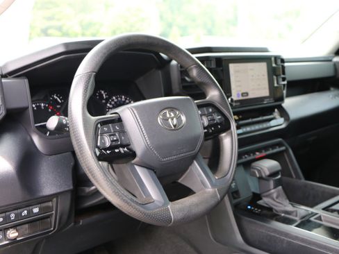 Used 2022 Toyota Tundra SR w/ SR Tow Package RWD image 16