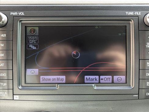 Used 2011 Toyota Sienna XLE w/ Premium Pkg image 13