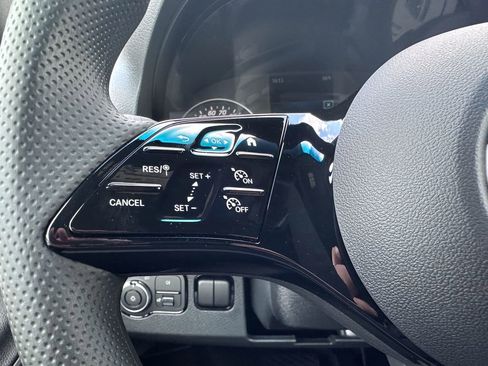 New 2025 Mercedes-Benz Sprinter 2500 image 18