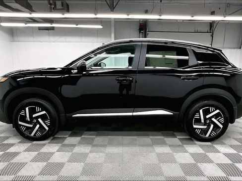 New 2026 Nissan Kicks SV w/ SV Premium Package FWD image 18