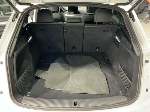 Used 2025 Audi Q5 2.0T Premium image 34