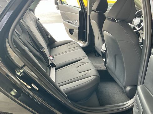 New 2026 Hyundai Elantra SE w/ Cargo Package image 16
