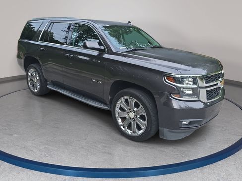 Used 2017 Chevrolet Tahoe LT AWD/4WD image 3