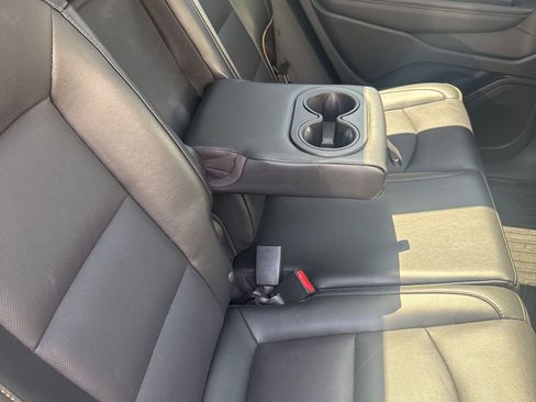 Used 2022 GMC Terrain AT4 w/ Infotainment Package II AWD/4WD image 9