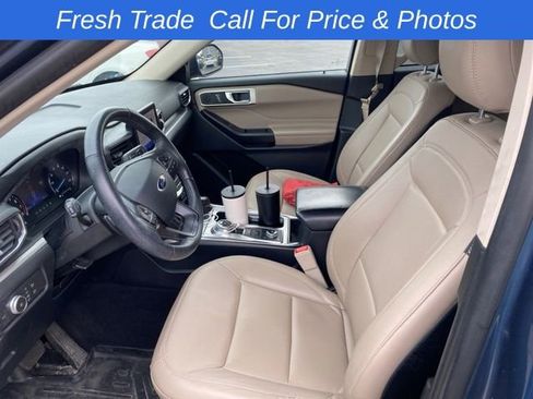 Used 2020 Ford Explorer XLT w/ Equipment Group 202A AWD/4WD image 10