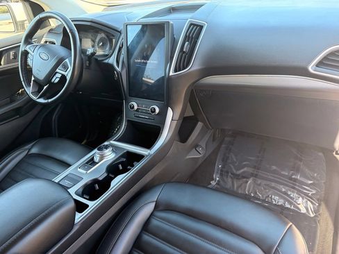 Used 2022 Ford Edge SEL AWD/4WD image 10