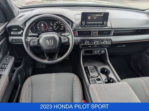 Used 2023 Honda Pilot Sport image 18