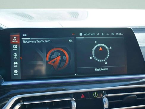 Used 2021 BMW X5 xDrive40i w/ M Sport Package image 40