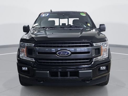 Used 2019 Ford F150 XLT w/ Equipment Group 302A Luxury AWD/4WD image 10
