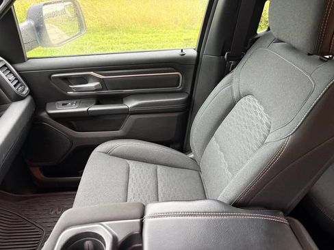 Used 2025 RAM 1500 Big Horn AWD/4WD image 16
