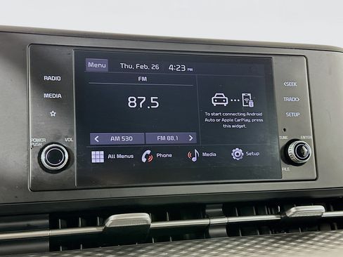 Used 2024 Kia Carnival LX image 21